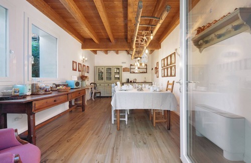 Argegno Cabaña | Casita de campo "In Pietra Immerso Nel Verde" con vistas a la montaña, jardín privado y Wi-Fi