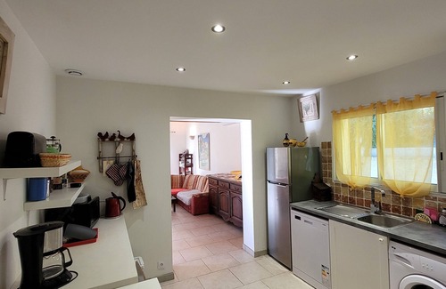 Saint-Chamas Cabaña | Cottage en Provence: Le Clos des Sources - tranquilo en el campo.