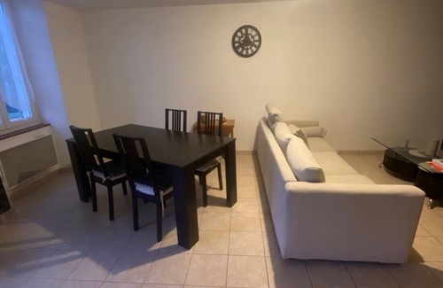Tillou Apartamento | Cottage in quiet village
