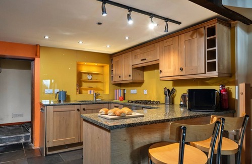 Ffestiniog Cabaña | Casa rural de 2 dormitorios en Llan Ffestiniog, Sin depףsito