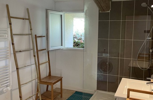 Alignan-du-Vent Cabaña | Cottage in the heart of an estate with swimming pools