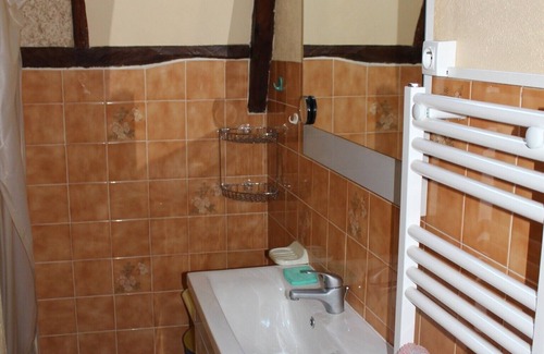 Gagnac-sur-Cere Cabaña | Casa rural en el corazón de la aldea de Felzines con WI FI gratuito