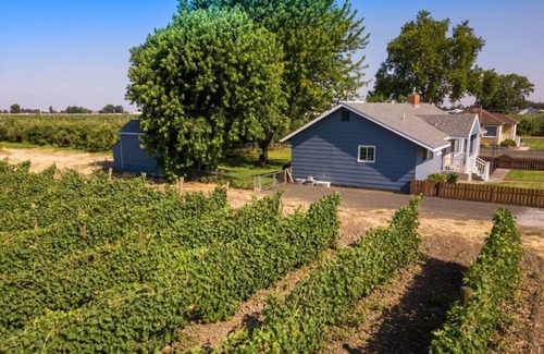 Milton-Freewater Casa | Cottage in the Rocks · Welcome to The Cottage in the Rocks