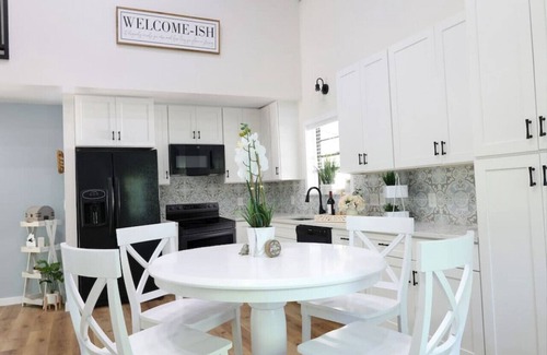 St. Augustine Cabaña | Cottage In The Woods! Secluded! Fully Renovated!