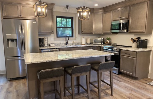 Lexington Cabaña | Cottage is located on scenic byway in beautiful bluegrass region of Lexington KY