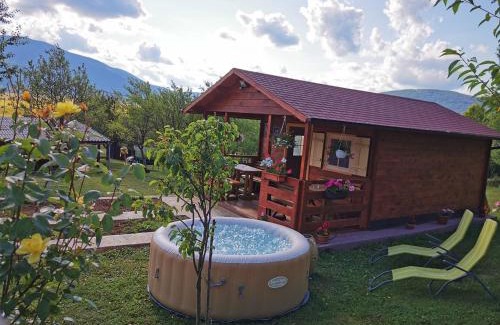 Plitvicka Jezera Casa | Cottage La Sierra with JACUZZI