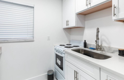 Central Fort Lauderdale Cabaña | Cottage Minutes from Downtown and Wilton Manors
