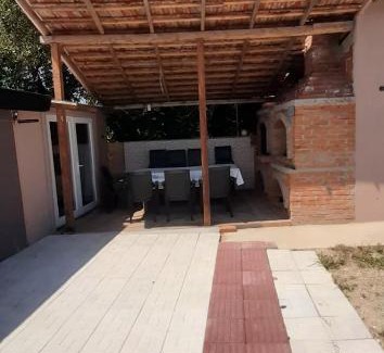 Ranilug Casa | Cottage Mitic