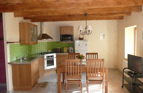 Moye Cabaña | Cottage - Moye- en un entorno verde, entre el lago de Annecy y Le Bourget