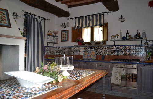 Castellina in Chianti Cabaña | Cottage nel Chianti con Piscina. Vista Sulle Colline e sui Vigneti Toscani