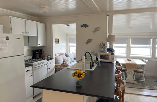 Romulus Cabaña | Cottage on Cayuga Lake for summer rental
