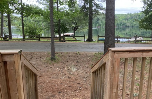 Minden Casa | Cottage on Horseshoe Lake, Minden, level lot, south facing, sandy beach
