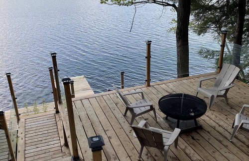 Bala Cabaña | Cottage on Moon River w/ Fantastic Deck! (pet friendly)