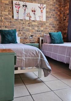 Marloth Park Casa | Cottage On Naboom