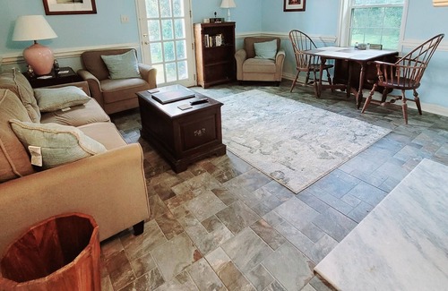 Charlottesville Casa | Cottage on quiet farm close to town and wineries