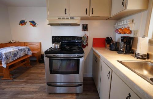 Eureka Casa | Cottage on the Canal