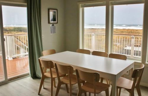 Westport Casa | Cottage on the Crest