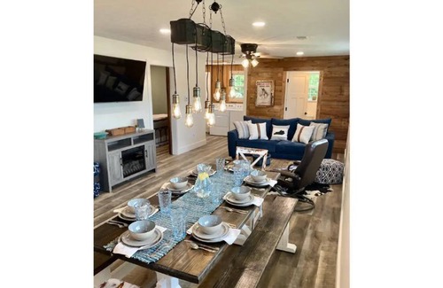 Nancy Cabaña | Cottage On The Farm At White Oak Creek