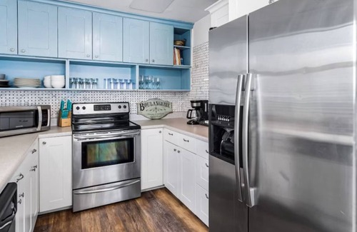 Crescent Beach Casa | Cottage Seas Gulf view home just steps From the Beach! Great Pricing!