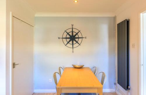 Saundersfoot Casa | Cottage sleeps 6 within 5 mins from the sea