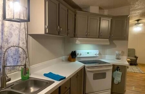 Iuka Casa | Cottage Too at JP Coleman - 5 min from JP Coleman State Park