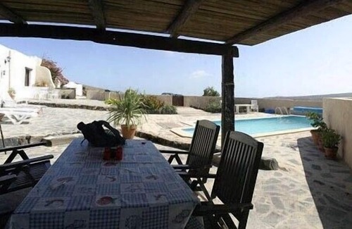 Teguise Casa | Villa con piscina privada, BBQ, jardín y wifi gratis a 3km de Costa Teguise