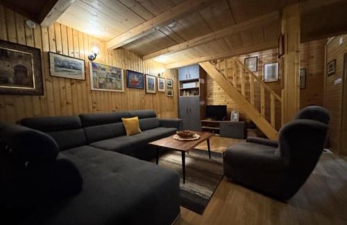 Kolasin Casa | Cottage Walnut