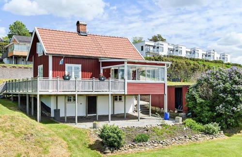 Stenungsund Casa | Cottage with Fjord View, Stenungsund