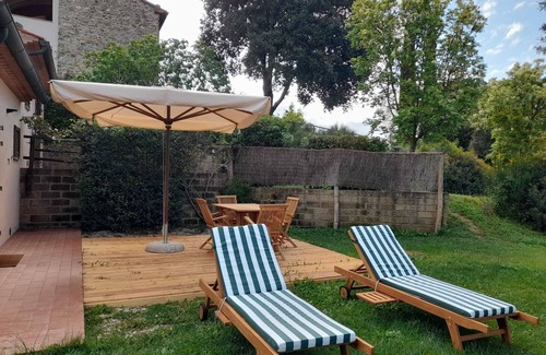 Sassetta Apartamento | Cottage with Garden Rosa