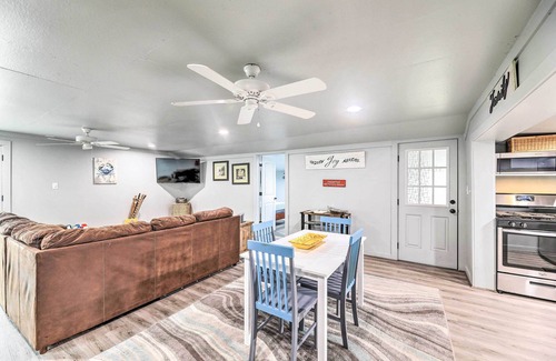 Brices Creek Cabaña | Cottage with Patio & Shared Waterfront Perks!