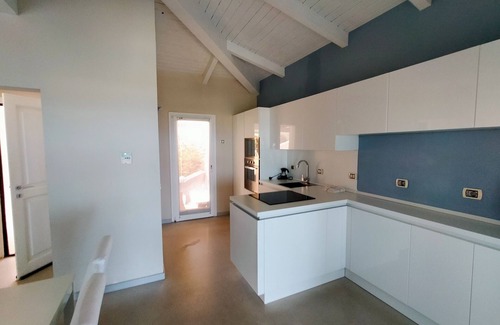 Punta De Su Turrione Villa | VILLA CON PISCINA 2 DORMITORIOS DOBLES Y SERVICIOS DOBLES PARA 4 PERSONAS