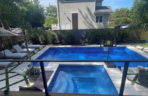 Dodds Addition Cabaña | cottage with pool and hot tub in Dewey-inquire about long-term off-season rental