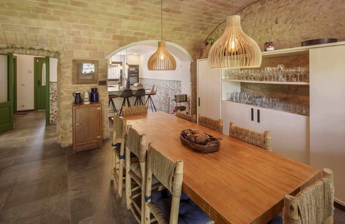 Garrigas Casa | Casa rural con piscina en Garrigàs