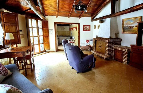 Montelarco Casa | Cottage with Private Garden near Rome Country Home