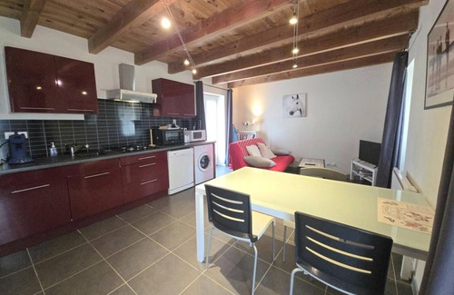 Naussannes Cabaña | Casa rural con estanque privado, piscina compartida y WiFi en Dordoña