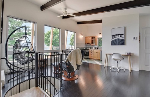 Baie-St-Paul Casa | Cottage with water view and hot tub - Le pin blanc