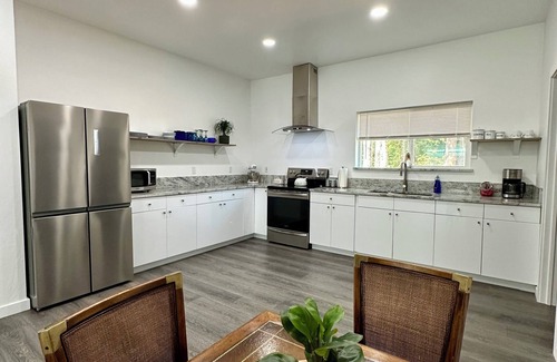 Crescent City Cabaña | Cottagecore Retreat 800 Sq Ft Studio Pet Friendly King Bed