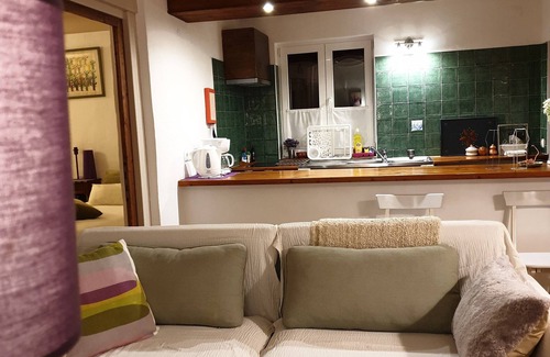 Quelfes Cabaña | Casa rural familiar de 2 dormitorios con piscina