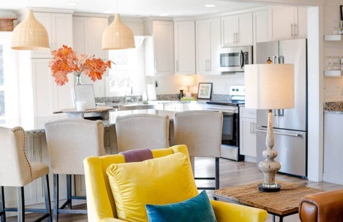 Dillard Otro | Cottages at Julep Farms