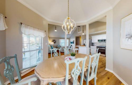 Clipper Cove Casa | Cottages of Crystal Beach Sea La Vie