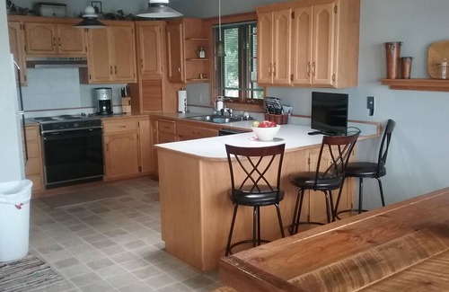 Rochert Casa | Detroit Lakes Cotton Lake Home Season / Mensual