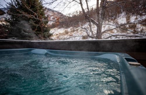 Cottonwood Heights Casa | Cottonwood Cove - New Hot Tub