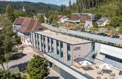 Titisee-Neustadt Hotel | coucou hotel & kuckucks-stube (Titisee)
