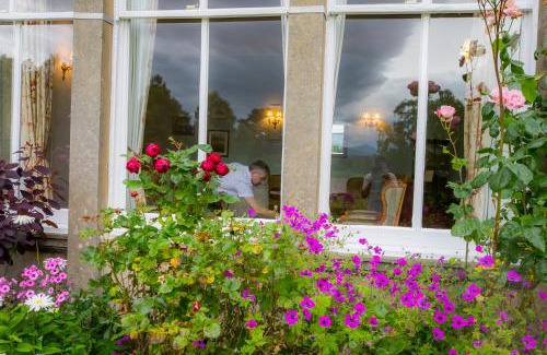 Contin Casa | Coul House Hotel