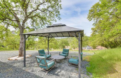 Coulterville Casa | Coulterville Home with Gazebo Near Lakes and Hiking!