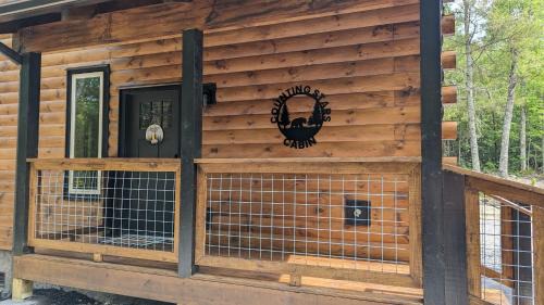 Townsend Casa | Counting Stars Luxury Cabin!