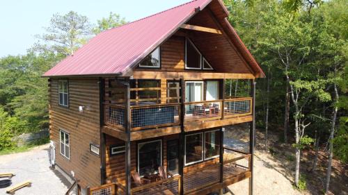 Townsend Casa | Counting Stars Luxury Cabin!