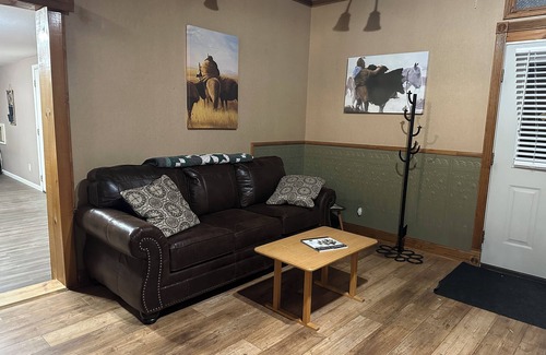 Riverton Cabina | Country Cabin Located In Central Wyoming