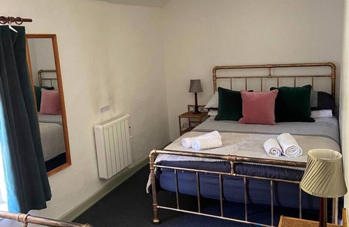 Corris Cabaña | Country Cottage by the River