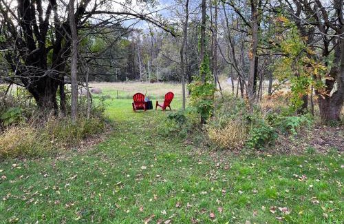 Saugerties Casa | Country Cottage with beautiful views